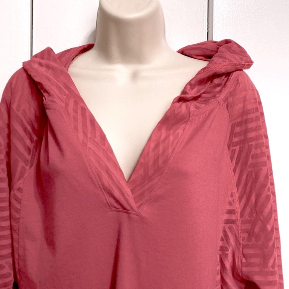 LOLE Montreal Salamander Pink Pullover Lightweight Hoodie Womens Medium - Picture 4 of 13